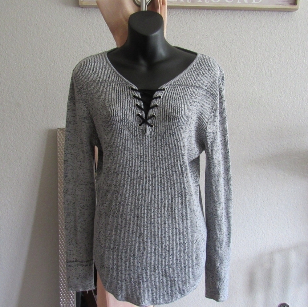 Charlotte Russe Light Sweater